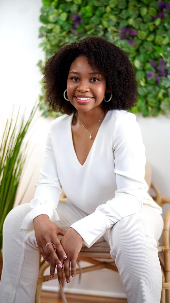 Ower of a shop on Makolaa